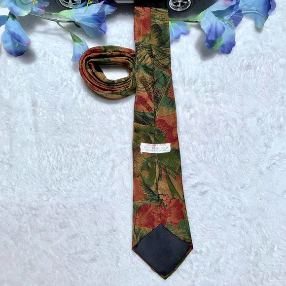 Janardhan's 100% Pure Silk Tie - Picture 4 of 6